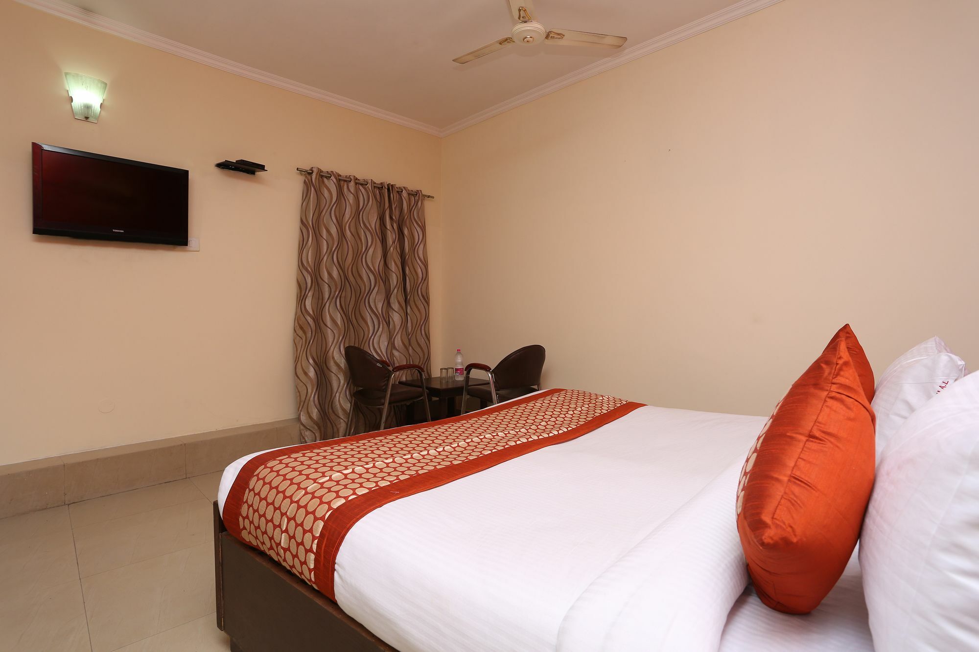 Hotel Aero Look Neu-Delhi Exterior foto